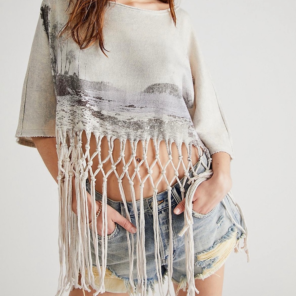 Free People Fringe Lightweight Sweatshirt Tee Beach Tropical Print XL - Picture 5 of 6